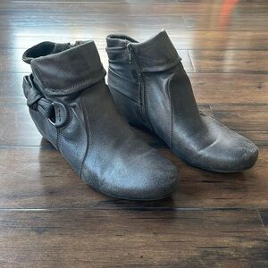 Baretraps booties